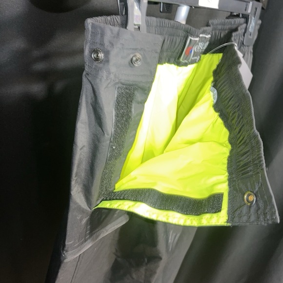 Gerber Outerwear Typhoon Rain Reversible Pants Size XL Black Waterproof NWT - Picture 9 of 11
